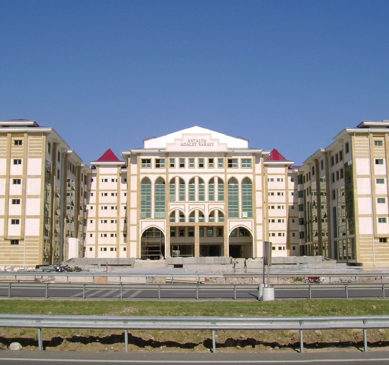 ANTALYA ADALET SARAYI